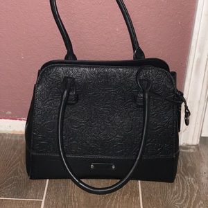 Simply noelle black bag
